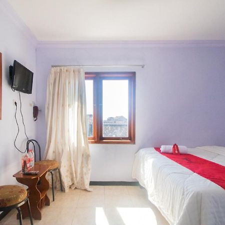 เรดดอร์ซ เนียร์ ปันไต บูม Hotel บันยูวังงี ภายนอก รูปภาพ