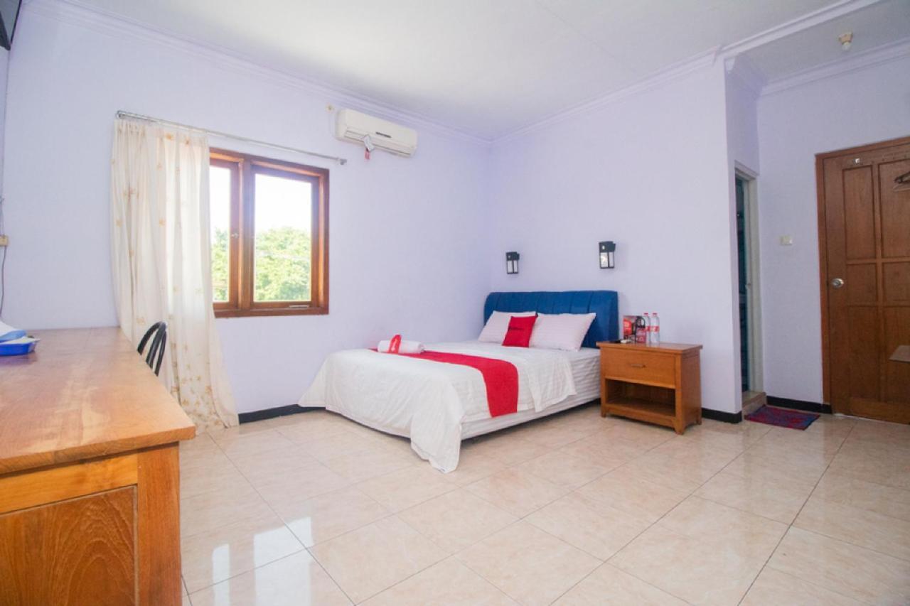 เรดดอร์ซ เนียร์ ปันไต บูม Hotel บันยูวังงี ภายนอก รูปภาพ