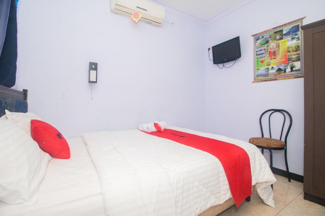 เรดดอร์ซ เนียร์ ปันไต บูม Hotel บันยูวังงี ภายนอก รูปภาพ